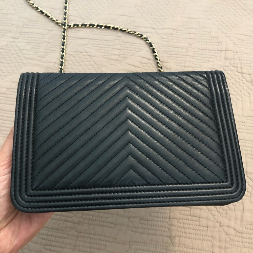 Chanel Lambskin Chevron Boy WOC wallet on chain black gold tone hardware - Picture 5 of 15